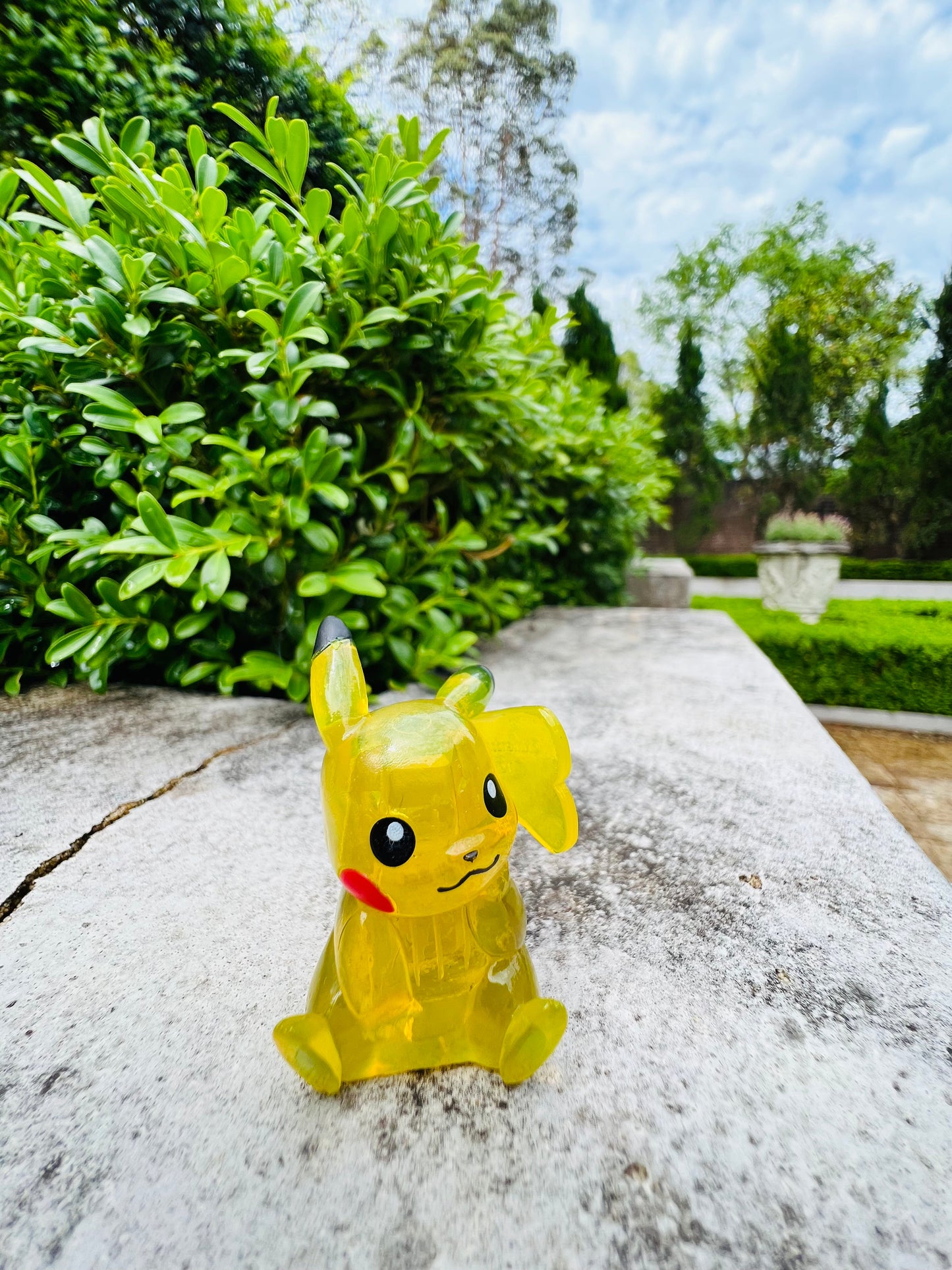 POKEMON #025 Pikachu |median 1